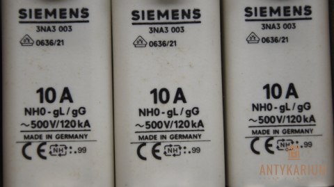 Wkładka bezpiecznikowa 3 sztuki 10A NH0 3NA3003 Siemens Wkładka bezpiecznikowa 3 sztuki 10A NH0 3NA3003 Siemens