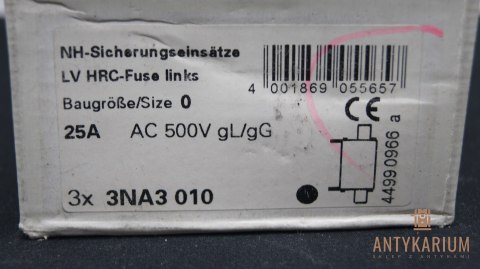 Wkładka bezpiecznikowa 3 sztuki 25A 3NA3010 Siemens