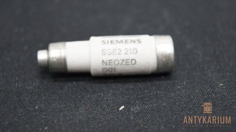 Wkładka bezpiecznikowa typu -D01 10A 5SE2210 Siemens Wkładka bezpiecznikowa typu -D01 10A 5SE2210 Siemens