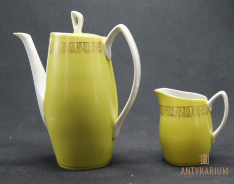 Dzbanek ,mlecznik Chodzież lata 60 projekt J.Wrzesień