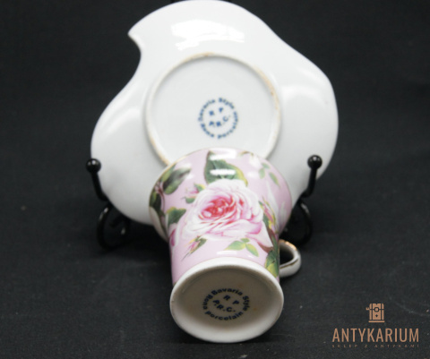 Filiżanka Porcelanowa w róże 90ml