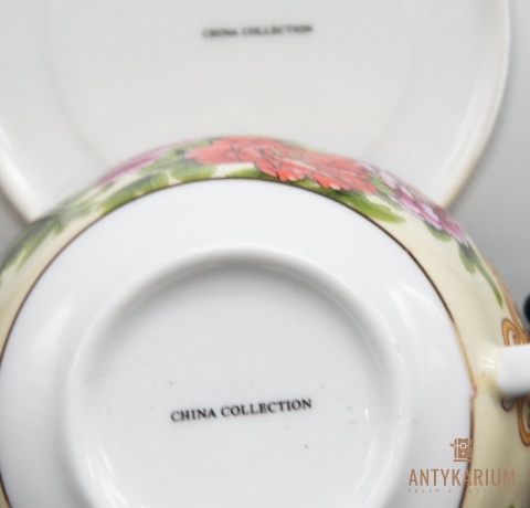 Filiżanka Porcelana bogato zdobiona 230ml