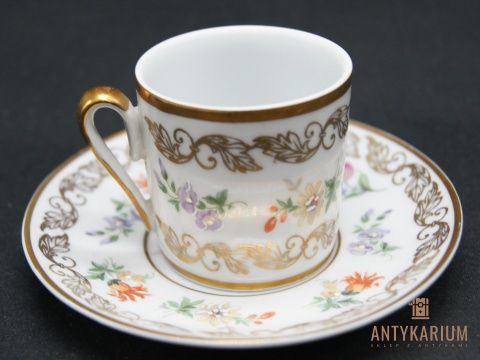 Filiżanka porcelanowa ręcznie malowanoa lata 50