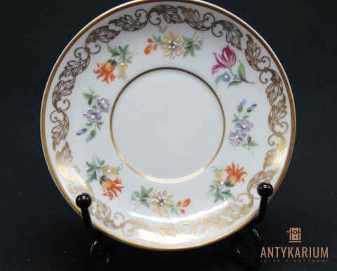 Filiżanka porcelanowa ręcznie malowanoa lata 50