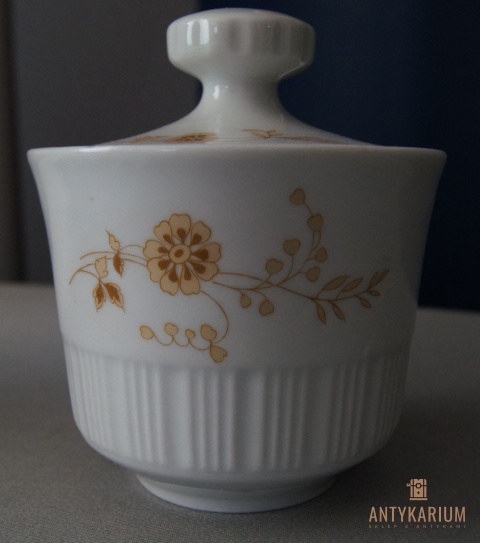 Porcelanowy zestaw do kawy lata 70