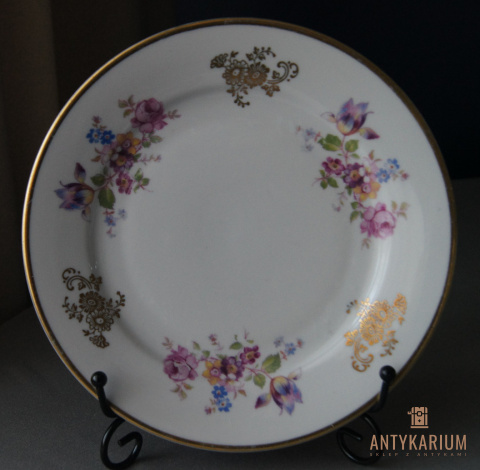 Porcelanowy zestaw do kawy w kwiaty Porcelanowy zestaw do kawy w kwiaty