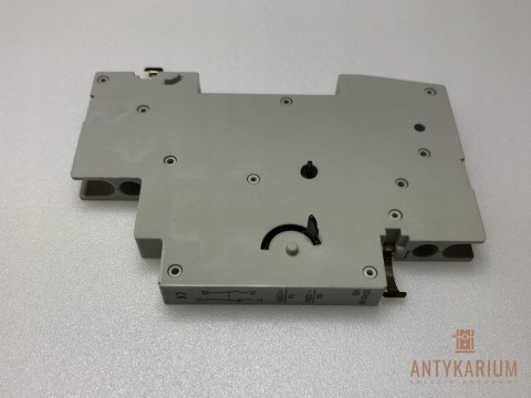 Styk do wyłączników SIEMENS serii 5SX9100 Styk do wyłączników SIEMENS serii 5SX9100