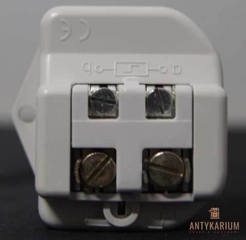 Bistabilny łącznik impulsowy 5TT5 431 SIEMENS 16A