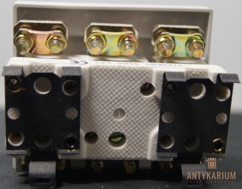 Gniazdo bezpiecznikowe Neozed D02 3pol 5SG5673 Siemens