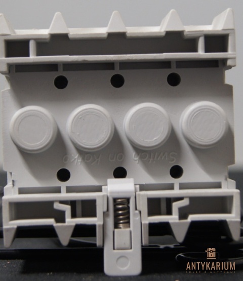 KU 4125N KU rozłączniki z napędem obrotowym 16-125A