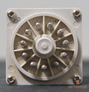 Przekaźnik RELPOL R-15-1013-23-1220