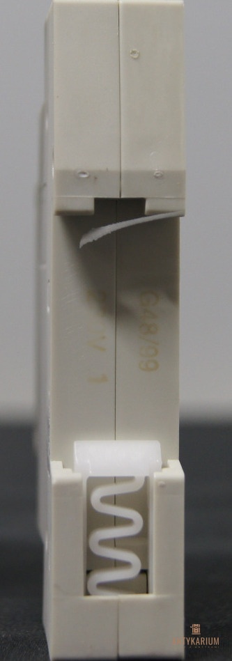 Przekaźnik zdalny 2-bieg 16A 5TT5 532 Siemens