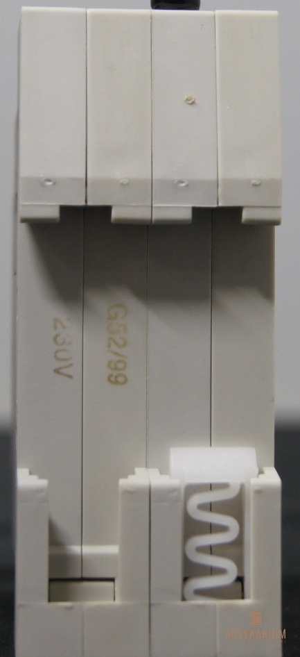 Przekaźnik zdalny bistabilny 16A 5TT5 537 Siemens