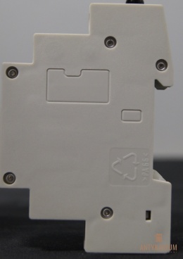 Przekaźnik zdalny przemienny 1-pol 16A 5TT5 536 Siemens