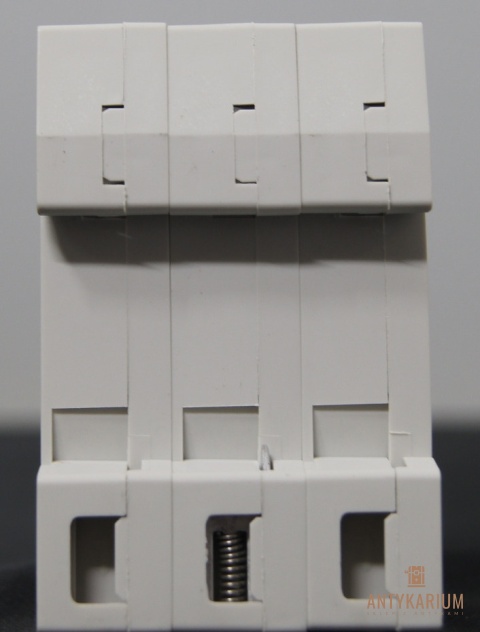 Rozłącznik bezpiecznikowy Minized D01 3POL 2-16A 5SG7 733 Siemens