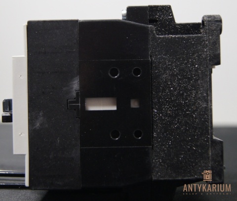 Stycznik 15KW 400V DC 110V 3TF34 00-0AF0 7 Siemens