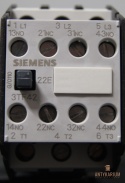 Stycznik 7,5KW 400V DC24V 2NO,2NC 3TF42 22-0AB0 Siemens
