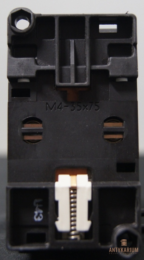 Stycznik 7,5KW 400V DC24V 2NO,2NC 3TF42 22-0AB0 Siemens