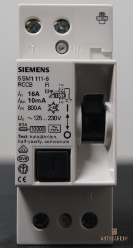 Wył. Róż-prądowy 16A 10ma 2pol 5SM1 111-6 Siemens