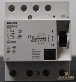 Wyłącznik Róż-prądowy 25A 4POL 300ma 5SM1 642-6 Siemens
