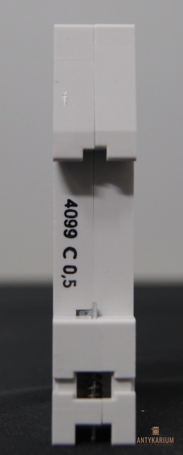 Wyłącznik bezpiecznik SIEMENS 5SX2 105-7 1Pol C0,5