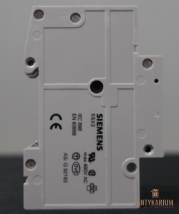 Wyłącznik bezpiecznik SIEMENS 5SX2 201-7 2Pol C1