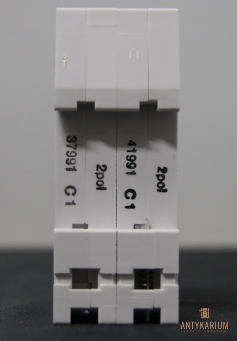 Wyłącznik bezpiecznik SIEMENS 5SX2 201-7 2Pol C1