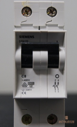 Wyłącznik bezpiecznik SIEMENS 5SX2 208-7 2Pol C8