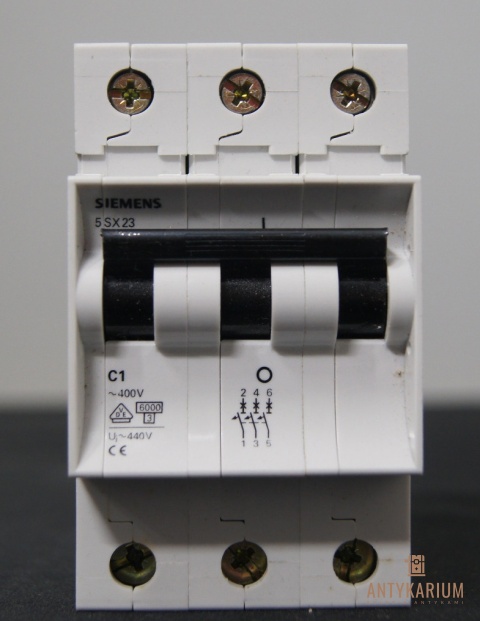 Wyłącznik bezpiecznik SIEMENS 5SX2 301-7 3Pol C1