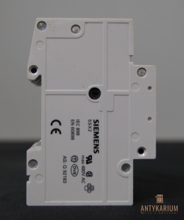 Wyłącznik bezpiecznik SIEMENS 5SX2 305-07 3Pol C0,5