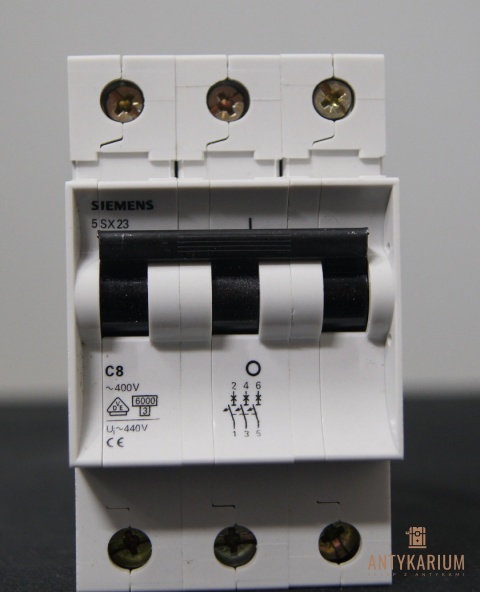 Wyłącznik bezpiecznik SIEMENS 5SX2 308-7 3Pol C8