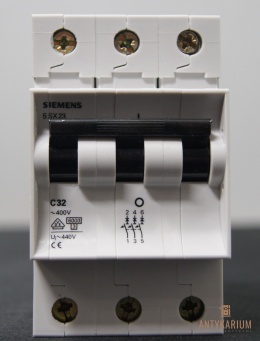 Wyłącznik bezpiecznik SIEMENS 5SX2 332-7 3Pol C32