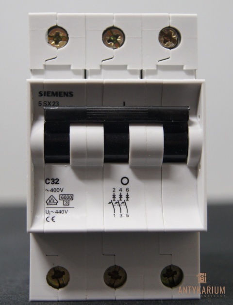 Wyłącznik bezpiecznik SIEMENS 5SX2 332-7 3Pol C32