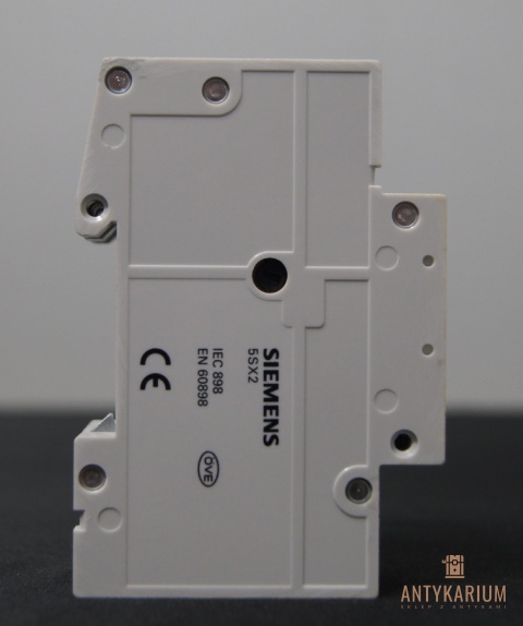Wyłącznik bezpiecznik SIEMENS 5SX2 525-6 2Pol B25