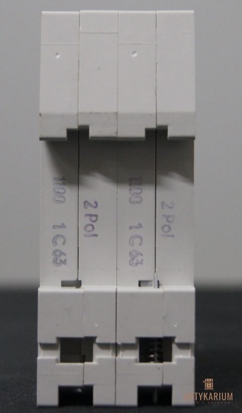 Wyłącznik bezpiecznik SIEMENS 5SX2 263-7 2Pol C63