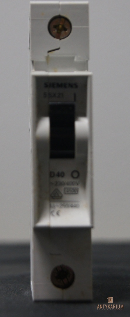Wyłącznik bezpiecznik Siemens 5SX2 140-8 1-Pol D 40