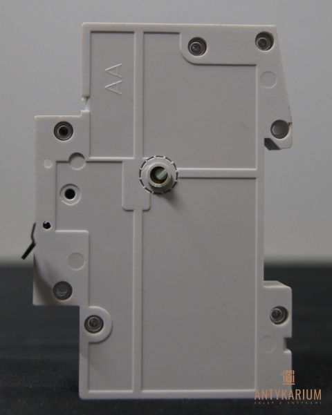 Wyzwalacz Siemens 5SX9 300