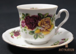 Filiżanka porcelana bogato zdobiona Bohemia