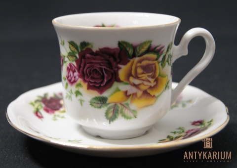 Filiżanka porcelana bogato zdobiona Bohemia
