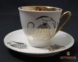 Filiżanka porcelana bogato zdobiona