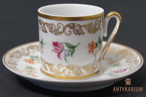 Filiżanka porcelanowa ręcznie malowanoa lata 50