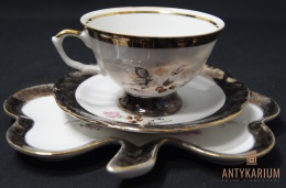 Porcelanowa filiżanka koniczyna