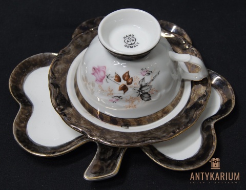 Porcelanowa filiżanka koniczyna