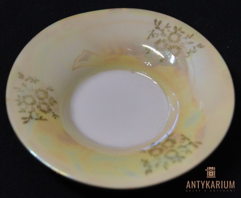 Stara Filiżanka Porcelanowa Kahla