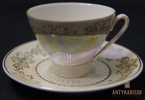 Stara Filiżanka Porcelanowa Koserow