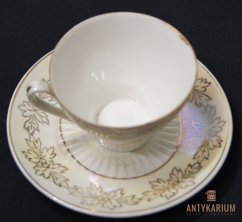 Stara Filiżanka Porcelanowa Koserow