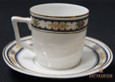 Stara porcelanowa filiżanka lata 30/40 Mokka