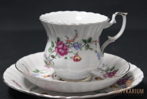 Trio Porcelana filiżanka Chodzież Iwona róża