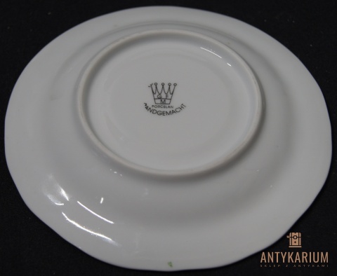 Filiżanka porcelana bogato zdobiona Wawel