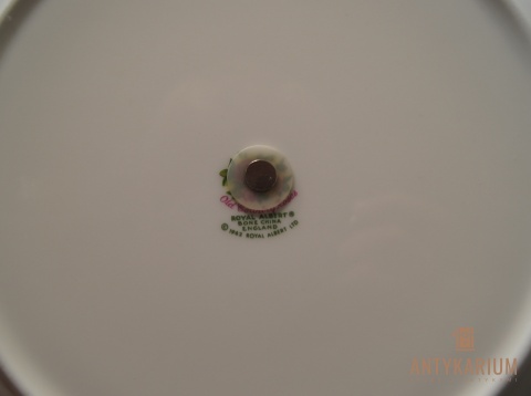 Patera Royal Albert bogato zdobiona róże 25cm Anglia